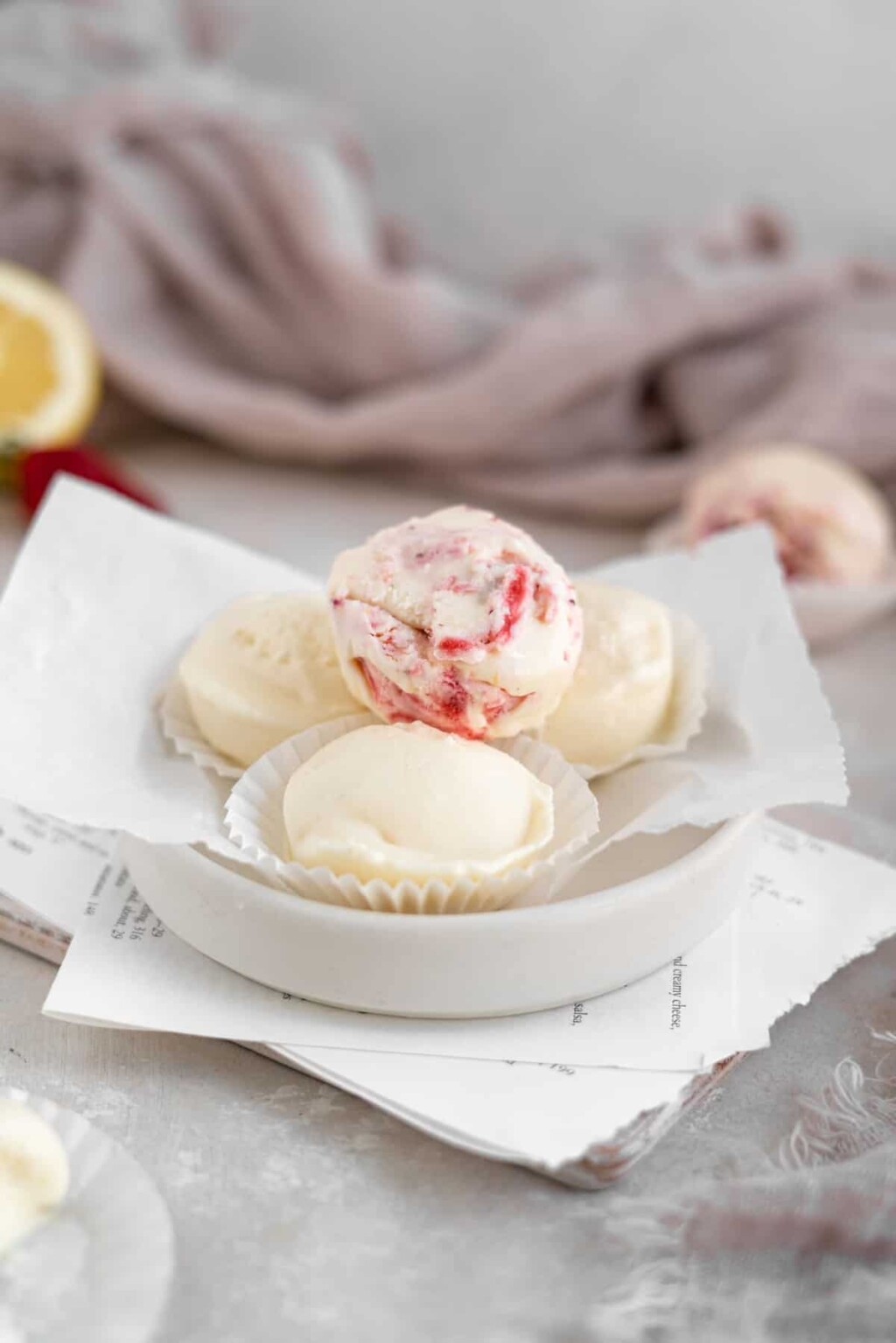 chilled cheesecake fat bombs